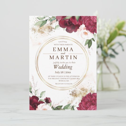 バーガンディーレッド金ゴールドバラフラワーエレガントな結婚式 招待状 (スタンド正面)