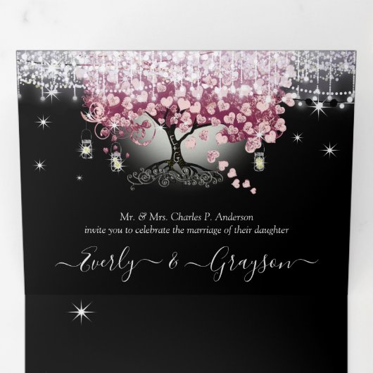 バーガンディーワインレッドとピンクのハートリーフ結婚の木 三つ折り招待状 (内部最初)