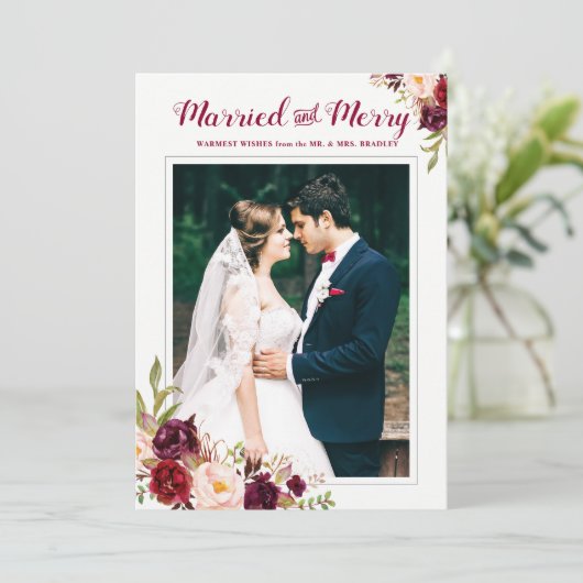 バーガンディ赤フローラ結婚したメリークリスマスフォト 招待状 (スタンド正面)