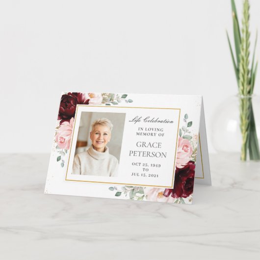 バーガンディ赤面フローラ緑の写真葬儀 プログラム (正面)