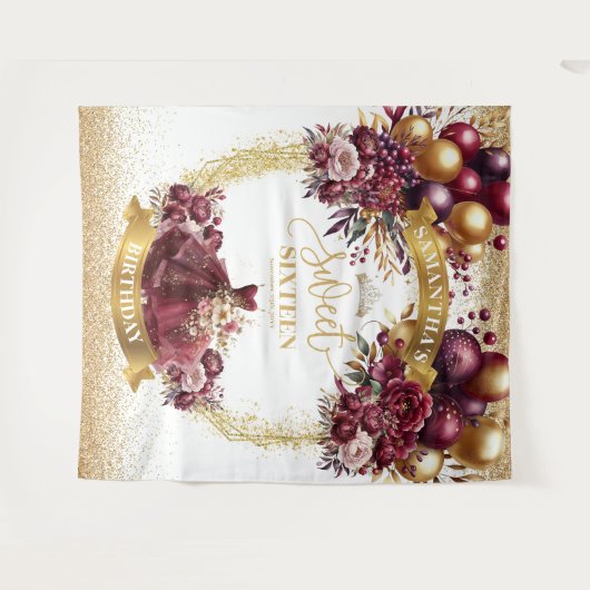バーガンディ金ゴールド甘い16バナーとグリッターバルーン タペストリー (正面(横))