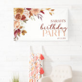 バーガンディ・オレンジ色の花の誕生日パーティー 横断幕 (インサイチュ)