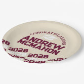 バーガンディ、クリーム&ホワイト卒業パーソナライズされた校 ペーパープレート (アングル)