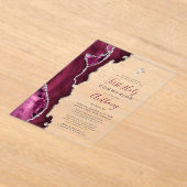 バーガンディ・シルバーが最初の聖餐式を開く アクリル招待状 (レイダウン)