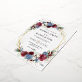 バーガンディ ダスティーブルー フラワー ジオメトリック 箔招待状 (回転した状態)