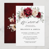 バーガンディ チャンピエンスリーブ イボリー モーブ フローラル 私たちはまだ続けています 招待状 (正面/裏面)