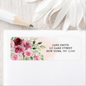 バーガンディ フラワーの ブライダル シャワー ラベル (インサイチュ)