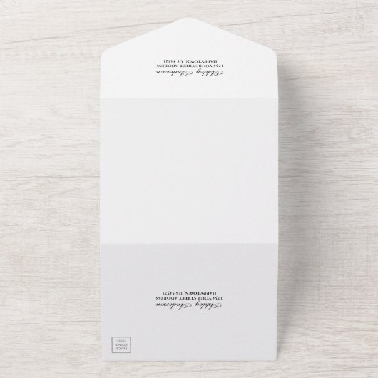 バーガンディ フラワー ライト ラスティック ウッド ウェディング オールインワン招待状 (外側)