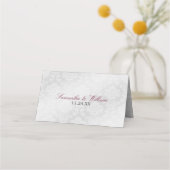 バーガンディ·リボン·ウィンター·ウェディング プレイスカード (裏面)