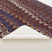 バーガンディ、青と白の波状パターン   シェルパブランケット (3/4)