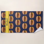 バーガーグラフィック – おもしろいチーズバーガーお名前 ビーチタオル (正面)