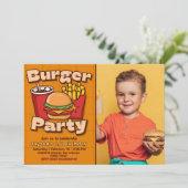 バーガーパーティーの少年 誕生日フォトカード 招待状 (スタンド正面)