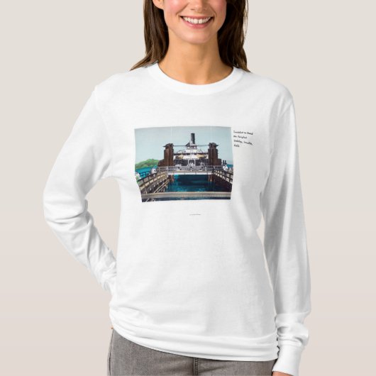バークレーのフェリーボートの見本市の眺め Tシャツ (正面)