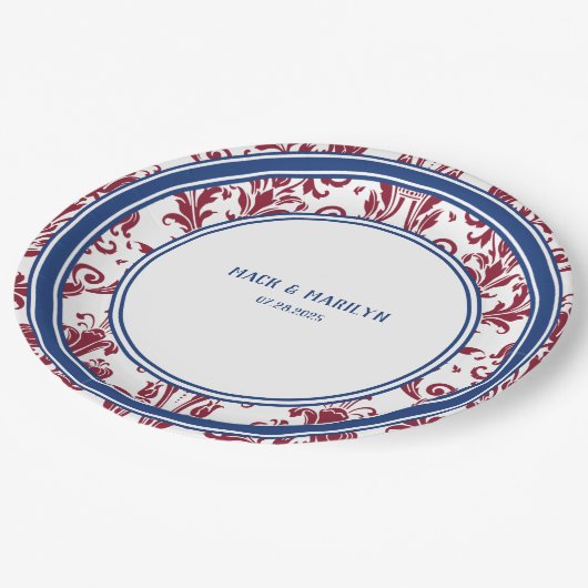 バーグンディエレガントネイビーフローラダマスクウェディングディナー ペーパープレート (アングル)