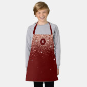 バーグンディエレガントバラ金ゴールドグリッターモノグラム エプロン (着用した状態)