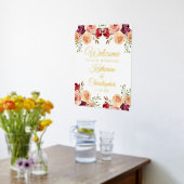 バーグンディエレガントフローラ秋の結婚式ウェルカム金ゴールド 箔ポスター (レイダウン (キッチン))