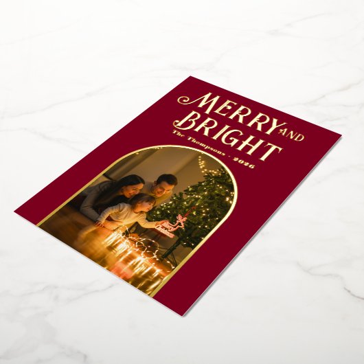 バーグンディモダン&金ゴールドクリスマスフォト 箔シーズンカード (回転した状態)