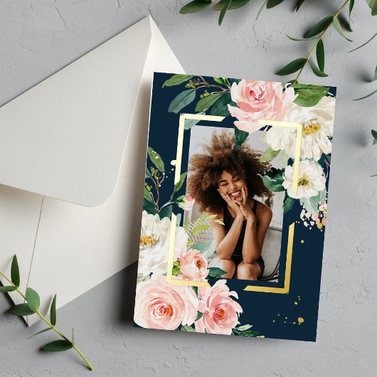 バーグ素朴ンディ海軍ブルーとピンクのフローラホイ実在ル 箔招待状