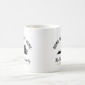 バージニアホームスウィートホームファミリーモノグラムマグ コーヒーマグカップ (中央)