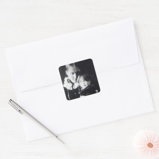 バージニア・ウルフ、母ジュリアと1884年 スクエアシール (封筒)