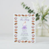 バースデーティーパーティー招待状バニーとドーナツ ポストカード (スタンド正面)