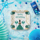 バースデーパーティーダークスキンプリンセスインティール（緑がかった色） ペーパープレート (パーティー)