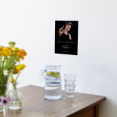 バースデーパーティー黒いシルバーグリッター写真 箔ポスター (レイダウン (キッチン))