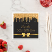 バースデーパーティー黒い金ゴールドグリッタードリップボウ名 スタンダードカクテルナプキン (インサイチュ)