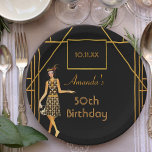 バースデーパーティー黒い金ゴールド1920年代のスタイルアートデコ ペーパープレート<br><div class="desc">1920エレガント年のスタイル、50歳（または任意の年齢）の誕生日パーティーのための金ゴールドとガラス！金ゴールドとブラックのアートスタイル誕生日パーティー紙プレートフェイクは、華やかなお祝いのために。1920飾年のスタイルのフラッパー女子とアートのデコのスタイル枠と。日付、名前、および50歳のテンプレート。</div>