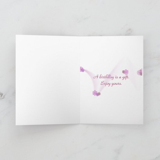 バースデーレトロのスーツケースと花 カード (内部)