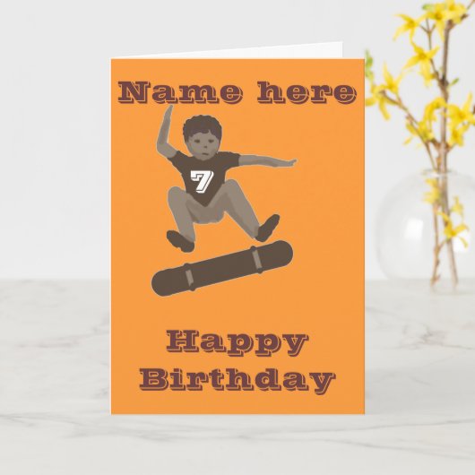 バースデー・カードを弾くスケートボードをする男の子のかかと カード (黄色い花)