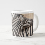 バーチェルのシマウマの首飾り ジャンボコーヒーマグカップ (正面右)