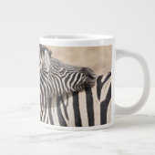 バーチェルのシマウマの首飾り ジャンボコーヒーマグカップ (右)