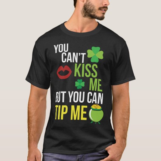 バーテンダーSt patricks dayウェイトレスウェイターサーバー Tシャツ (正面)
