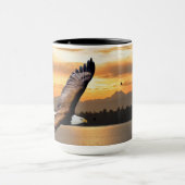 バードイーグルサンセットオーバーオリンピックムンズファインアート マグカップ (中央)