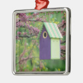 バードハウスオンアレッドバドツリー メタルオーナメント (左)
