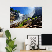 バーナルからのヘビースプレー |ヨセミテ国立公園 ポスター (ホームオフィス)