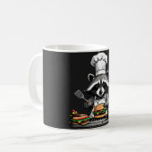 バーベキューでバンズをひっくり返す面白いアライグマ コーヒーマグカップ (正面左)