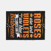 バーベキューグリルマスターパンシャツおもしろい- Barbecue Chef Q フリースブランケット (正面(横))