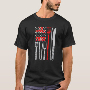 バーベキュー旗その愛国的なパパグリルAccを吸う Tシャツ