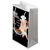 バーベキュー | BBQタイマグリルバーベキュービアラバーメンズ スモールペーパーバッグ (正面アングル)