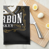 バーボンパーソナライズされたヴィンテージガンウイスキーラベル キッチンタオル (四つ折り)