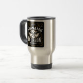 バーボンパーソナライズされたヴィンテージガンウイスキーラベル トラベルマグ (正面左)