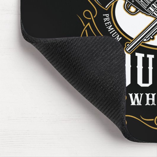 バーボンパーソナライズされたヴィンテージガンウイスキーラベル マウスパッド (コーナー)