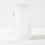 バーマンはビールマグを霜で覆った フロストグラスビールジョッキ (中央)