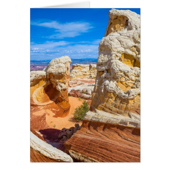 バーミリオンクリフ岩層 (正面)