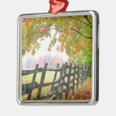 バーモント州アメリカ葉の下に秋を置く。 メタルオーナメント (左)