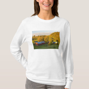 バーモント州ウッドストックのジェンヌ農場。秋。2 Tシャツ