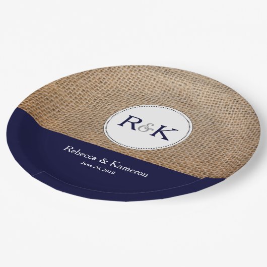 バーラップとダークブルー結婚パーソナライズされたズ ペーパープレート (アングル)