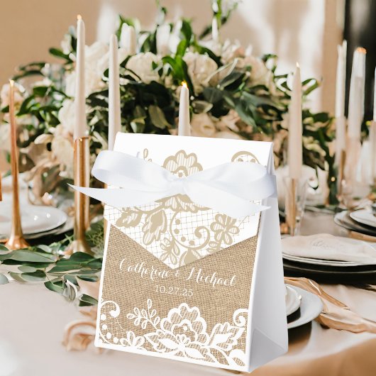 バーラップとレースの国素朴の結婚式 フェイバーボックス